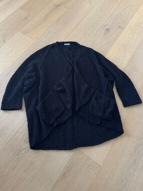 Anthropologie Theo & Spence Cozy Black Bouclé Open-Front Sweater Medium